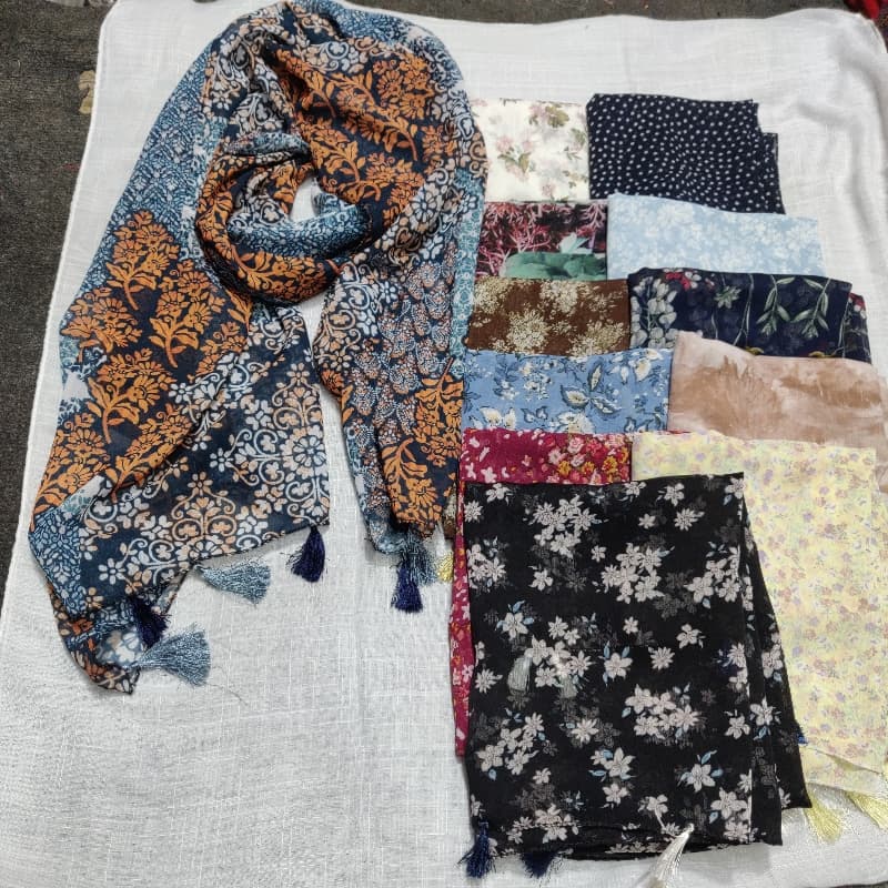 *Chiffon printed with Tessles** ( *12 random print mix set*)